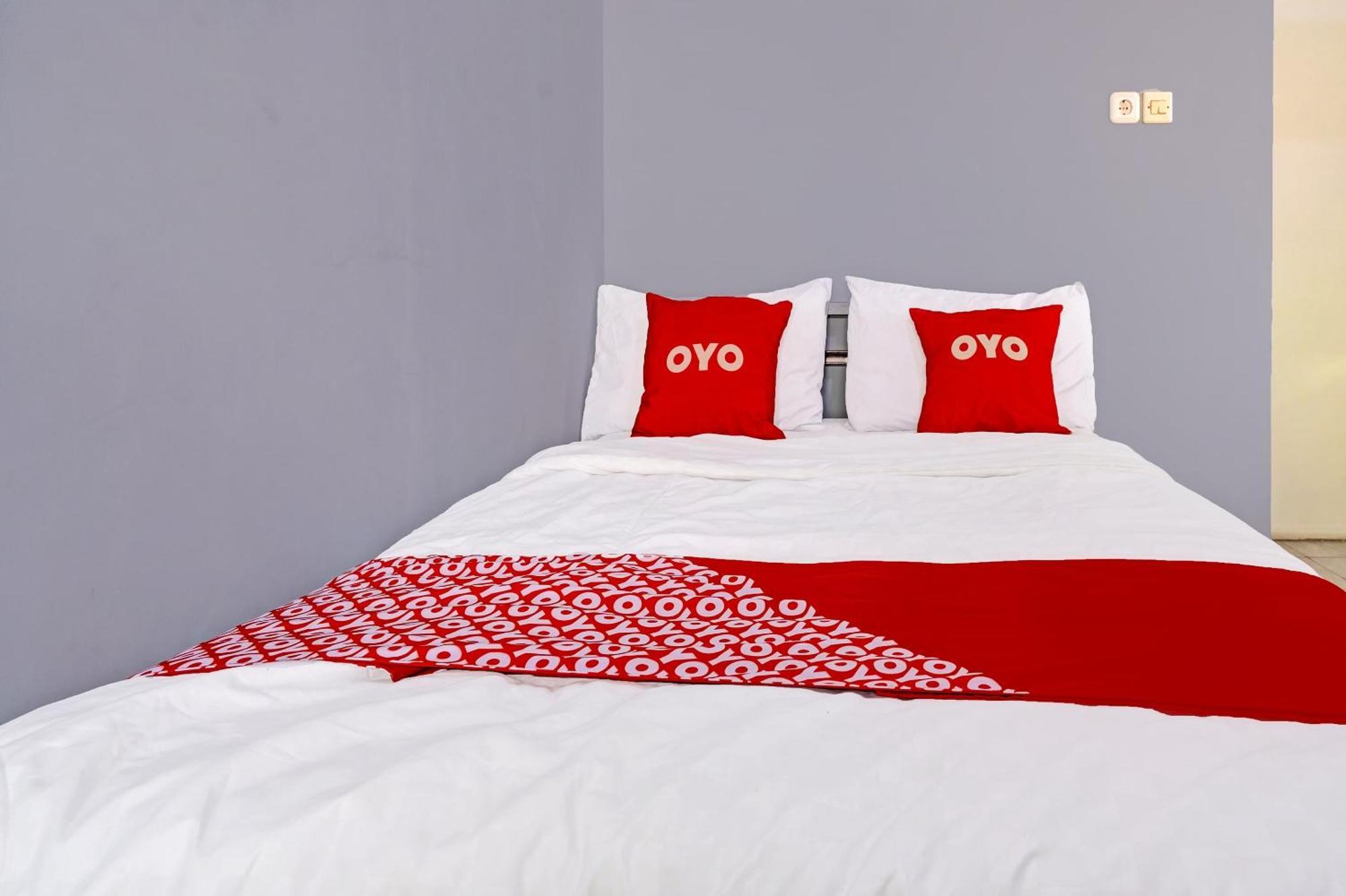 Oyo Life 91592 Aaliya Guest House Syariah Lebakwangi Zewnętrze zdjęcie