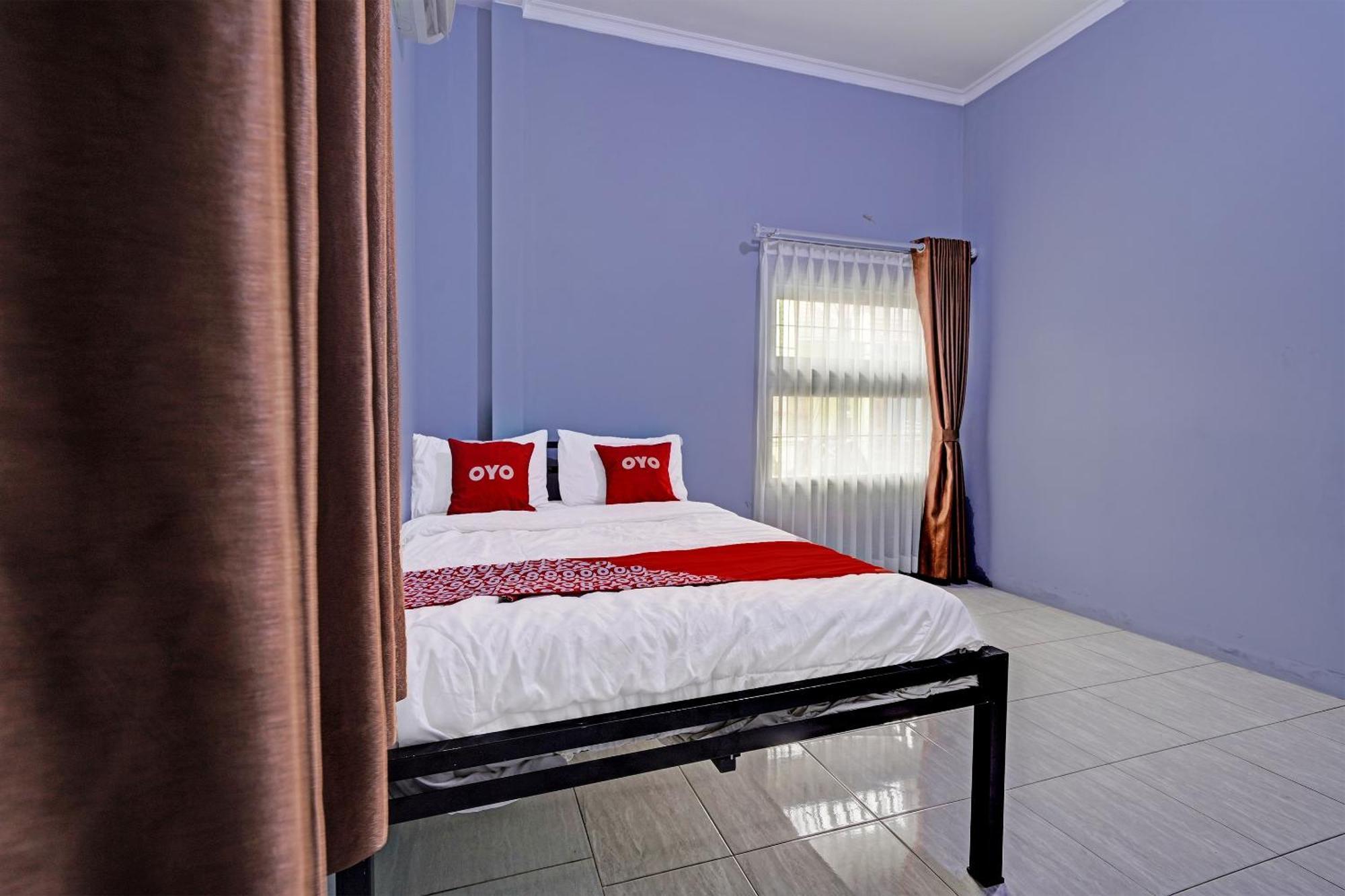 Oyo Life 91592 Aaliya Guest House Syariah Lebakwangi Zewnętrze zdjęcie